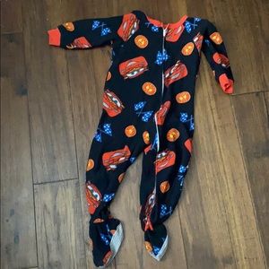 Boys 3T lightening McQueen pj’s
